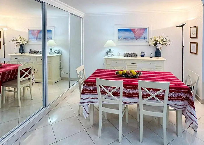 Bel Avec Balcon Et Parking A - Fr-1-236-176 Cucq